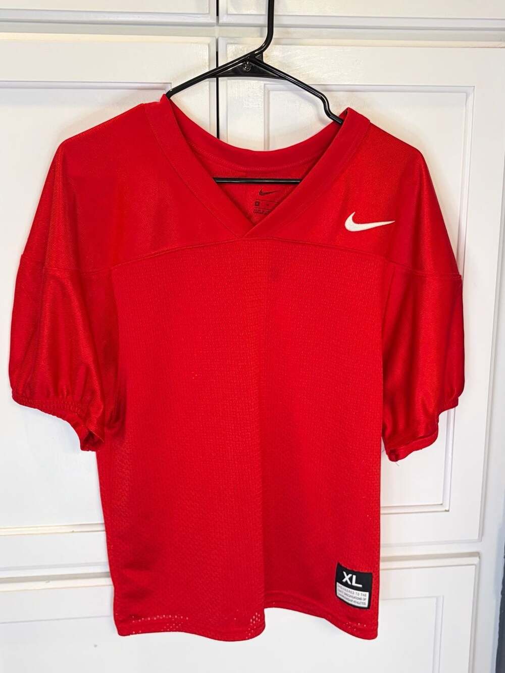 Nike Defender Game Football Jersey Youth Size XL Red 99